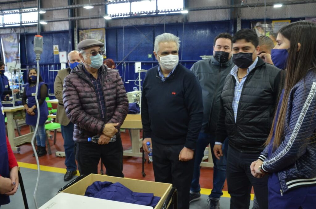 Los ex Gobernadores de Santa Cruz Puricelli y Acevedo acompañaron a Claudio Vidal